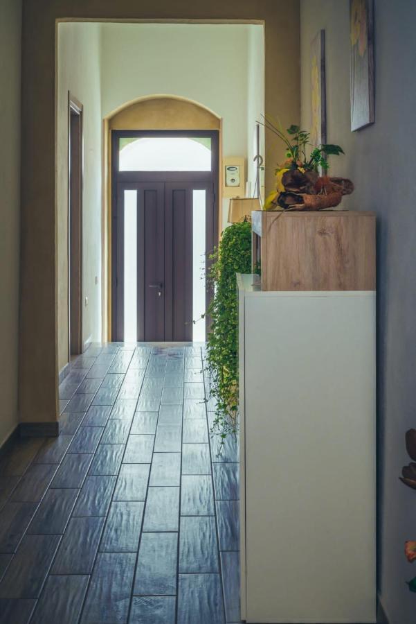 La Casa Di Tina Villa Canicattini Bagni Kültér fotó