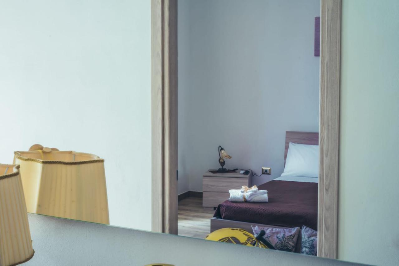 La Casa Di Tina Villa Canicattini Bagni Kültér fotó